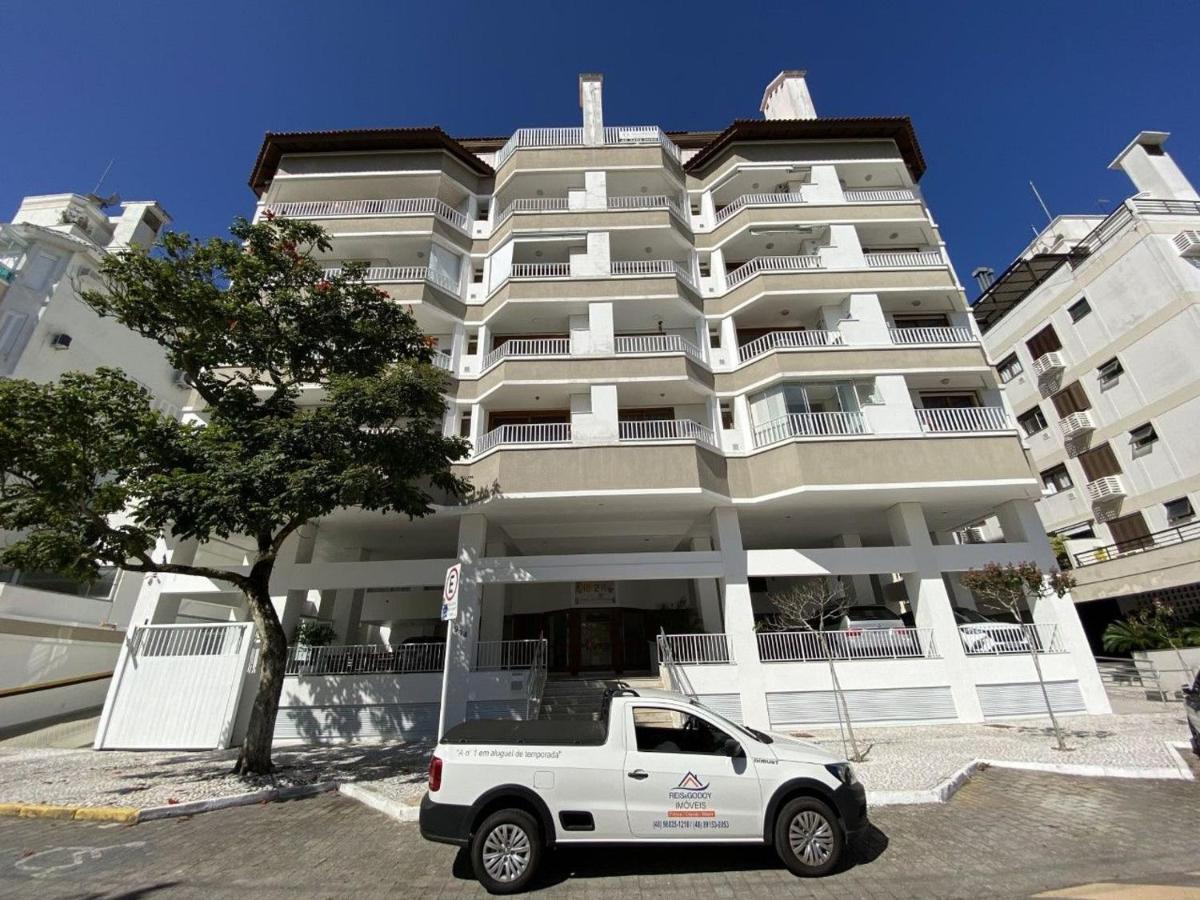Ibiza Jurere Internacional Apartment ฟลอเรียนอโปลิส ภายนอก รูปภาพ